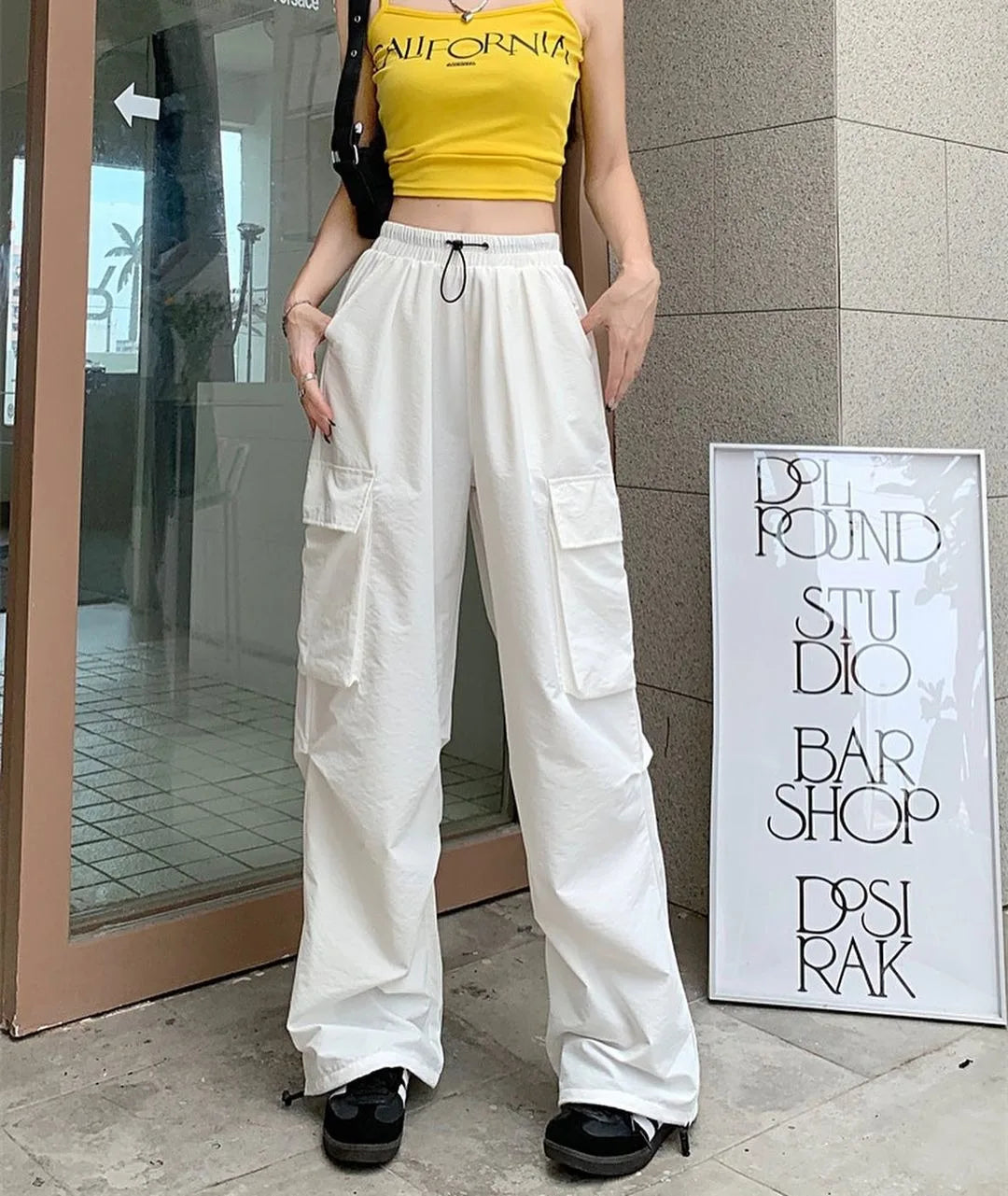 Women's Wide Leg Cargo Joggers